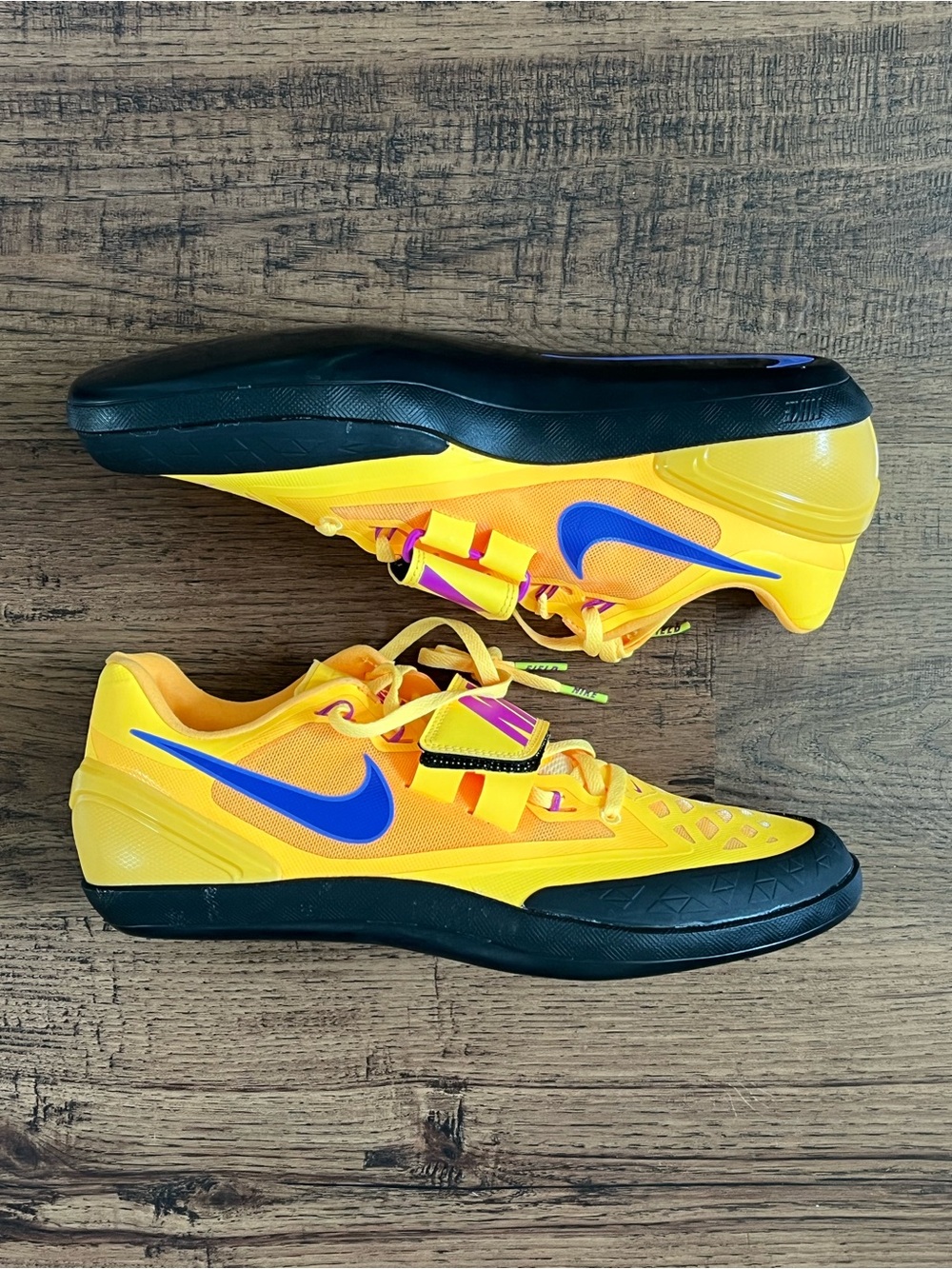Nike Zoom Rotational 6 ‘Citron Pulse’ (size mens 9.5/wmns 11)